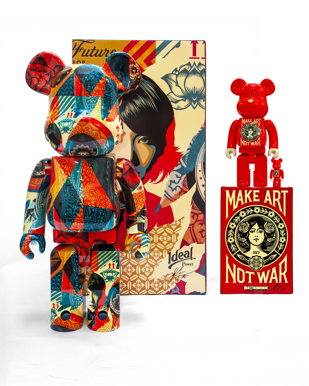 1000% Collage BEARBRICK